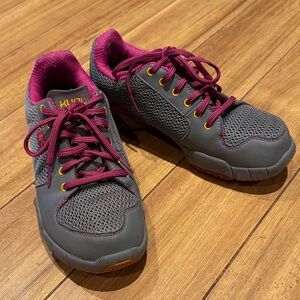 KURU Quantum Women’s Size 9 Gray Pink Walking Shoes Orthopedic Comfort